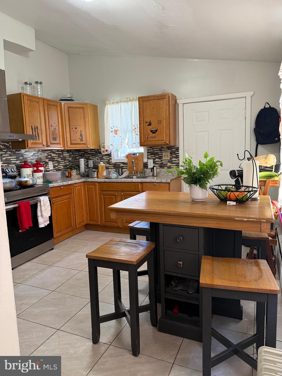 515 Elm Street Reading, PA 19601 - Photo 8 of 36