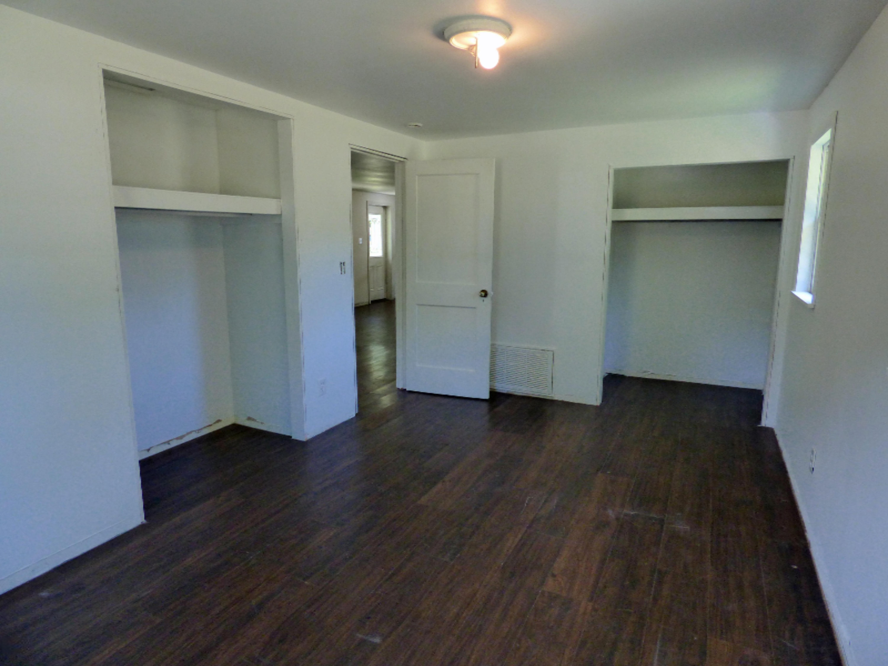 3368 Riverside Road Benton Harbor, MI 49022 - Photo 10 of 16 Master BR 2