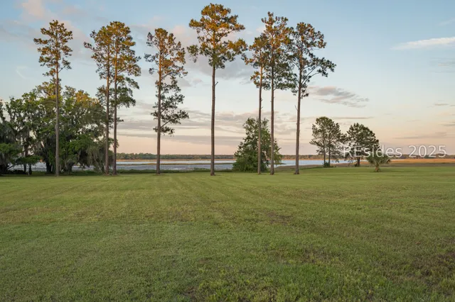 $1,670,000 | 39 Reserve Drive, Seabrook, SC 29940