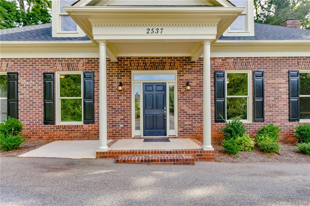 2537 Round Table Road Monroe, NC 28110 - Photo 3 of 31 Gallery Image 3