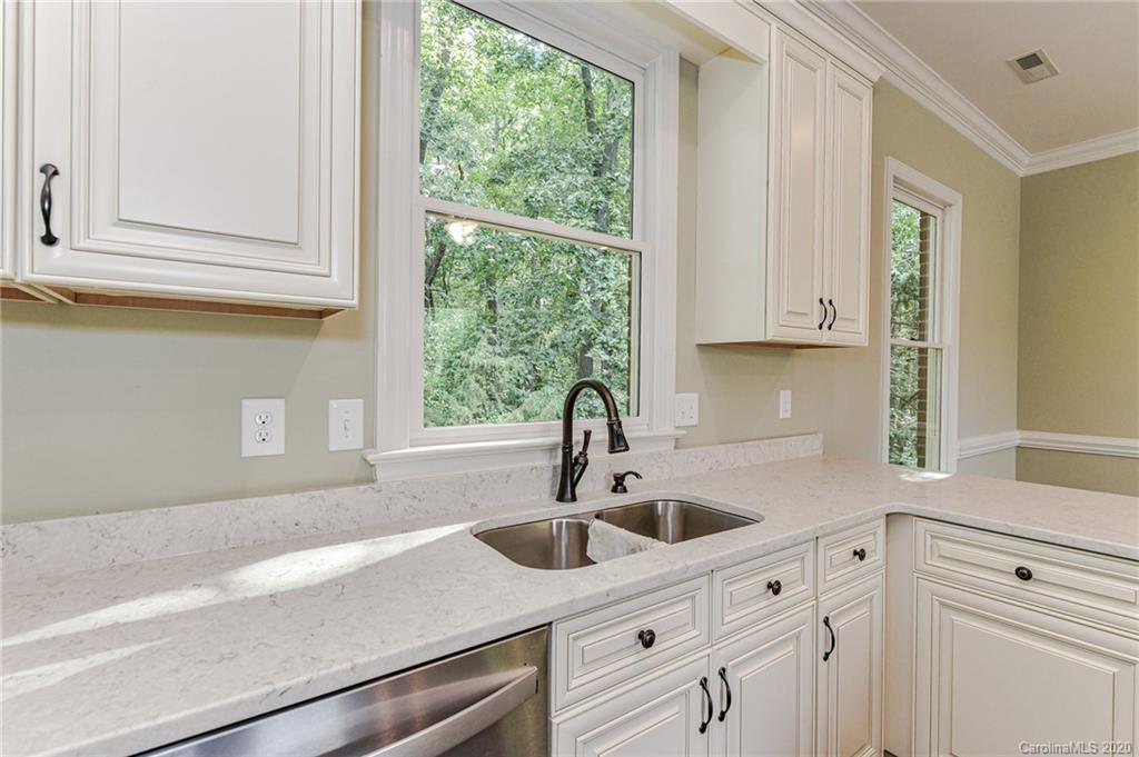 2537 Round Table Road Monroe, NC 28110 - Photo 8 of 31 Gallery Image 8