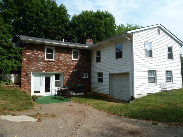 7714 Collier Road Powell, TN 37849 - Photo 15 of 19 P1180206