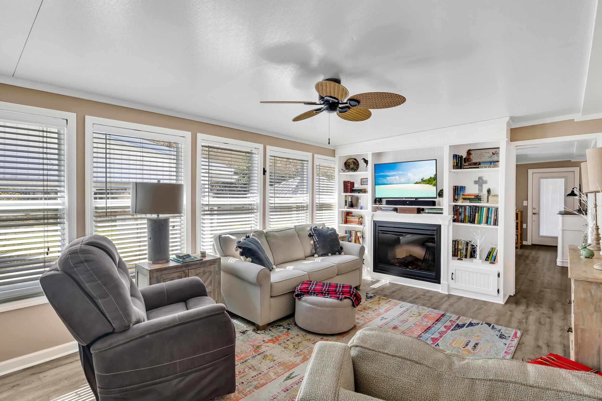 4205 Azalea Street Orange Beach, AL 36561 - Photo 7 of 45 Living Room