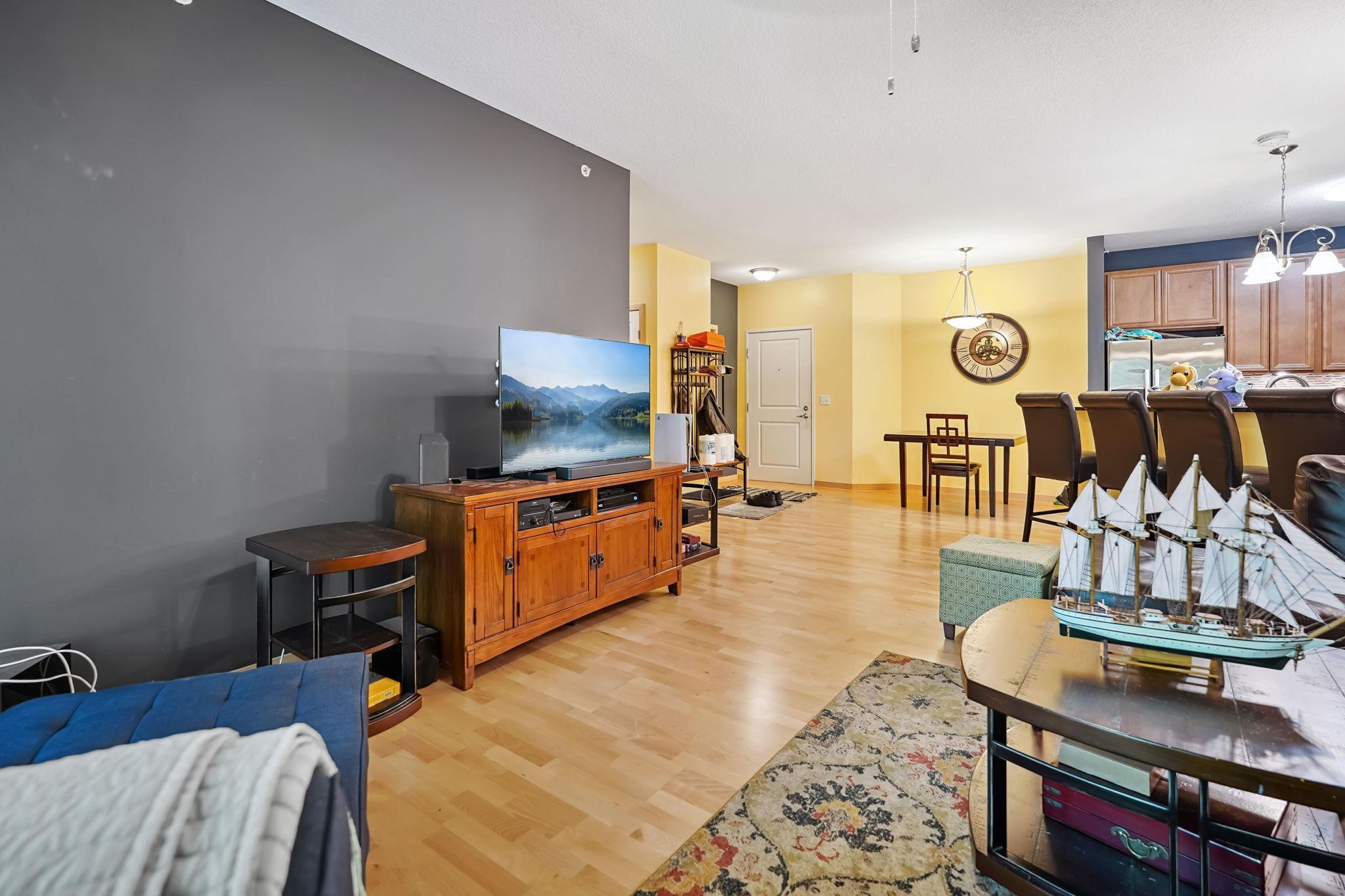 1505 5th Street North, Unit 304 Hopkins, MN 55305 - Photo 3 of 11