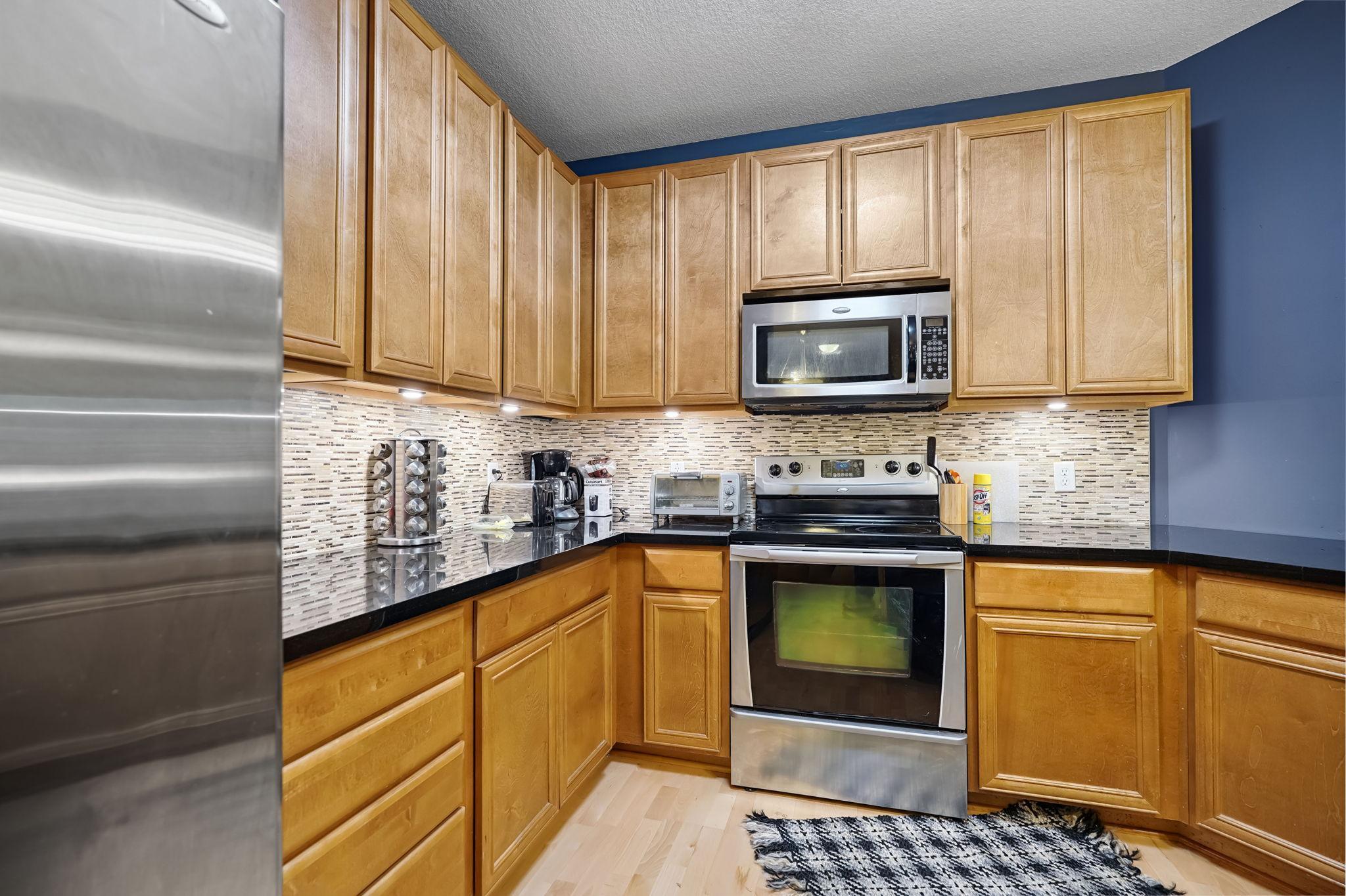 1505 5th Street North, Unit 304 Hopkins, MN 55305 - Photo 7 of 11