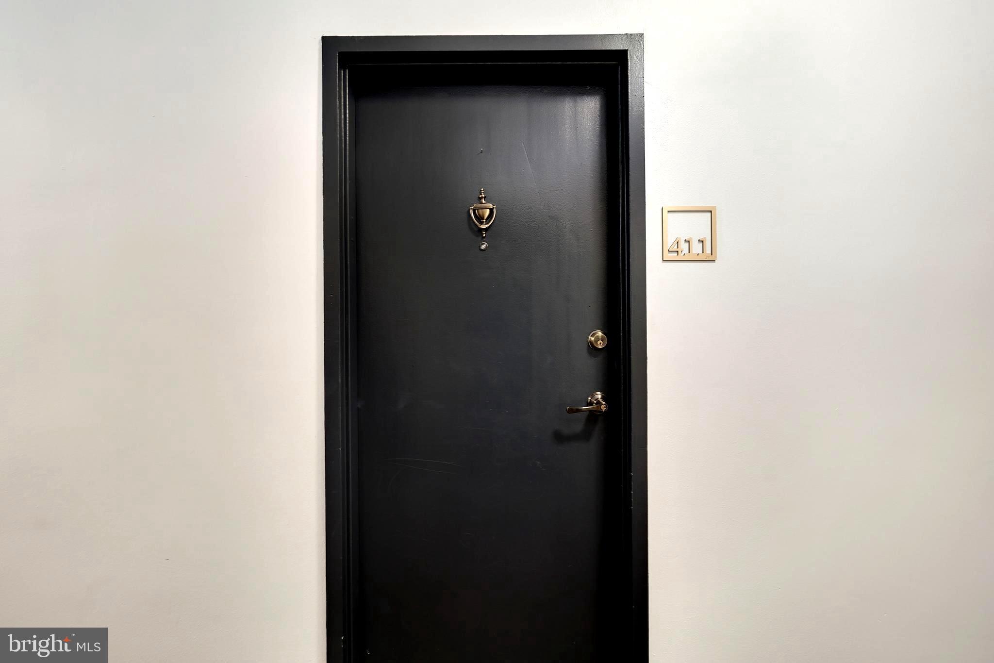 1669 Columbia Road Northwest, Unit 411 Washington, DC 20009 - Photo 7 of 53 Front door of the unit