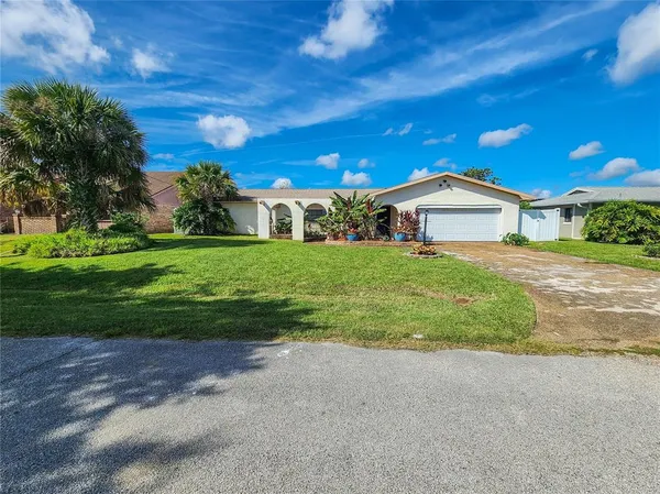 $3,600 | 24 Claridge Court South, Palm Coast, FL 32137