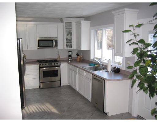 89 Ryder Road Rochester, MA 02770 - Photo 2 of 10
