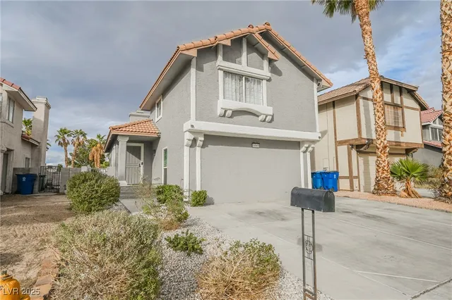 $2,500 | 1640 Crystal Shadows Circle, Las Vegas, NV 89119