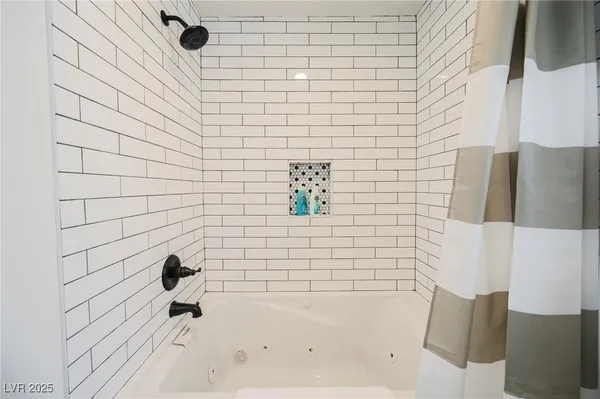 $2,500 | 1640 Crystal Shadows Circle, Las Vegas, NV 89119