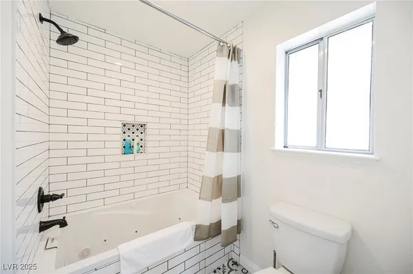 $2,500 | 1640 Crystal Shadows Circle, Las Vegas, NV 89119