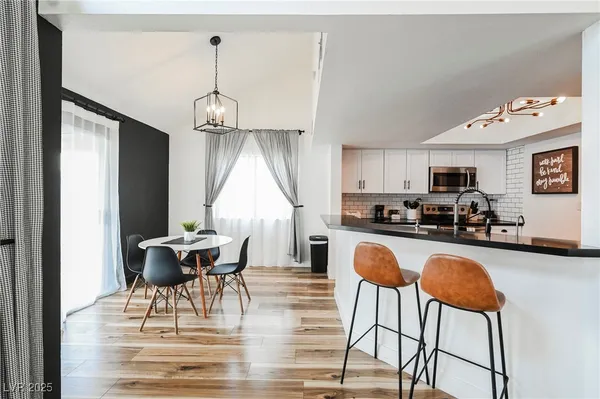 $2,500 | 1640 Crystal Shadows Circle, Las Vegas, NV 89119