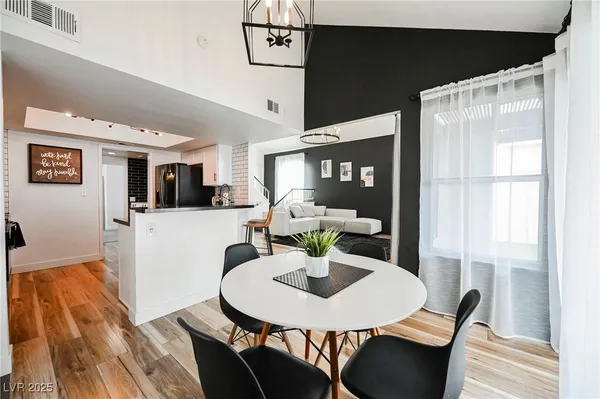 $2,500 | 1640 Crystal Shadows Circle, Las Vegas, NV 89119