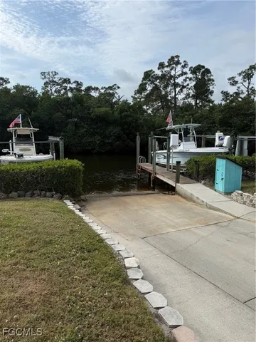 a view of a garden with plants