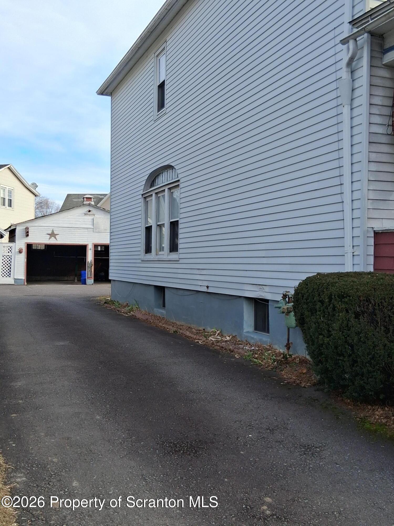 72 Welles Street Forty Fort, PA 18704 - Photo 3 of 37 a view of a house with a street