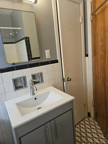 $2,150 | 5029 Marchant Drive, Nashville, TN 37211