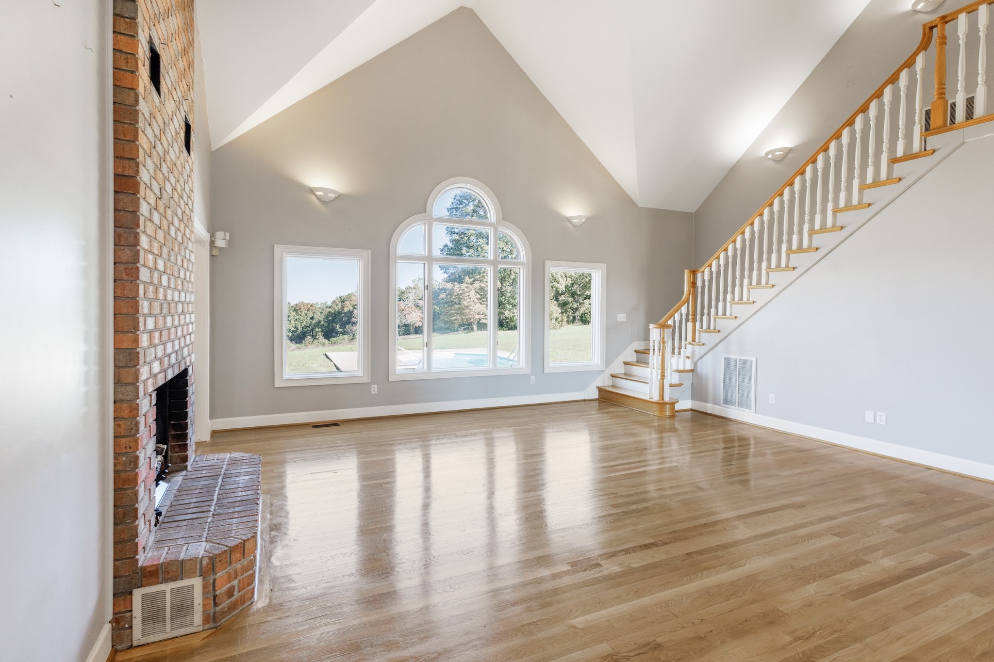 314 Fairview Road Dickson, TN 37055 - Photo 28 of 34 a view of empty room with wooden floor and fan