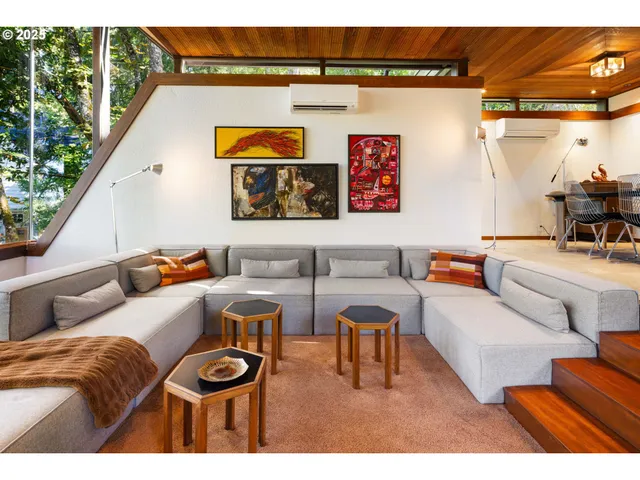 $1,095,000 | 2635 Cresta De Ruta Street, Eugene, OR 97403