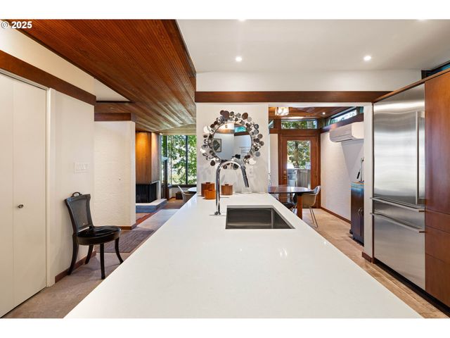 $1,095,000 | 2635 Cresta De Ruta Street, Eugene, OR 97403