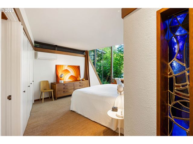 $1,095,000 | 2635 Cresta De Ruta Street, Eugene, OR 97403