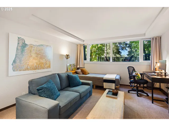 $1,095,000 | 2635 Cresta De Ruta Street, Eugene, OR 97403