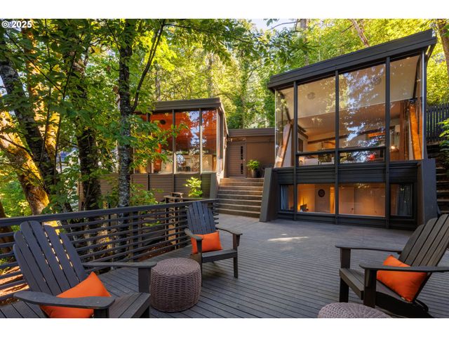 $1,095,000 | 2635 Cresta De Ruta Street, Eugene, OR 97403