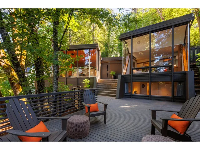 $1,095,000 | 2635 Cresta De Ruta Street, Eugene, OR 97403