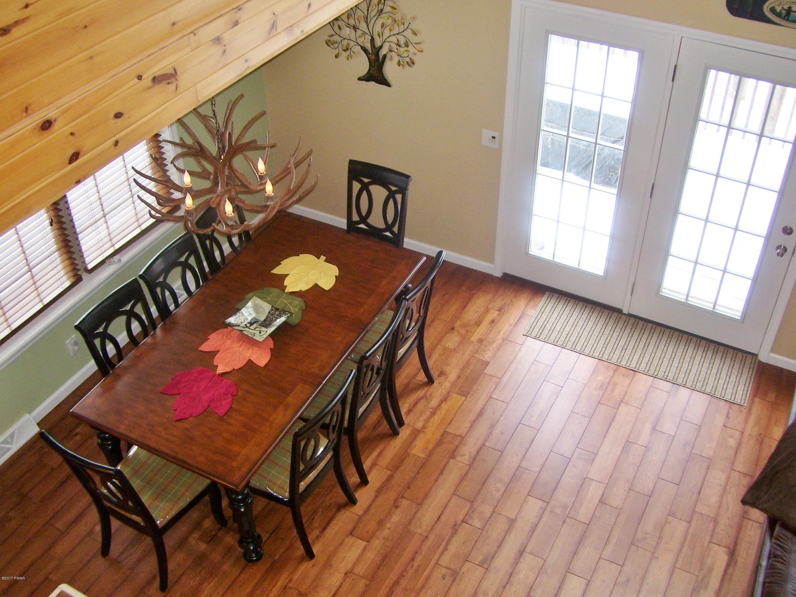 103 Cold Spring Lane Greentown, PA 18426 - Photo 18 of 63 Great Room
