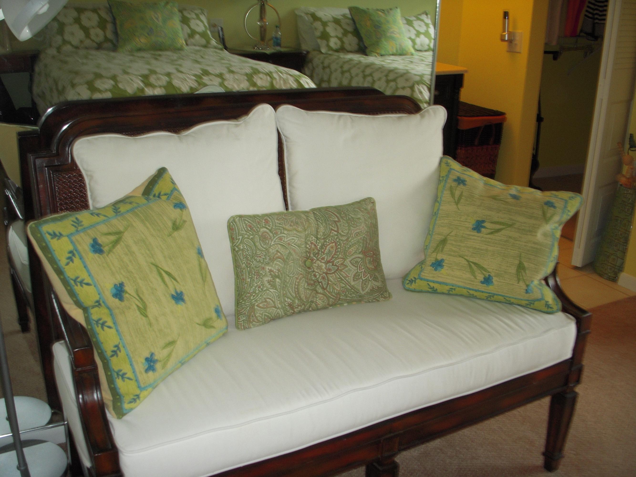 8460 Casa Del Lago, Unit 25F Boca Raton, FL 33433 - Photo 22 of 24 Master BR sitting area
