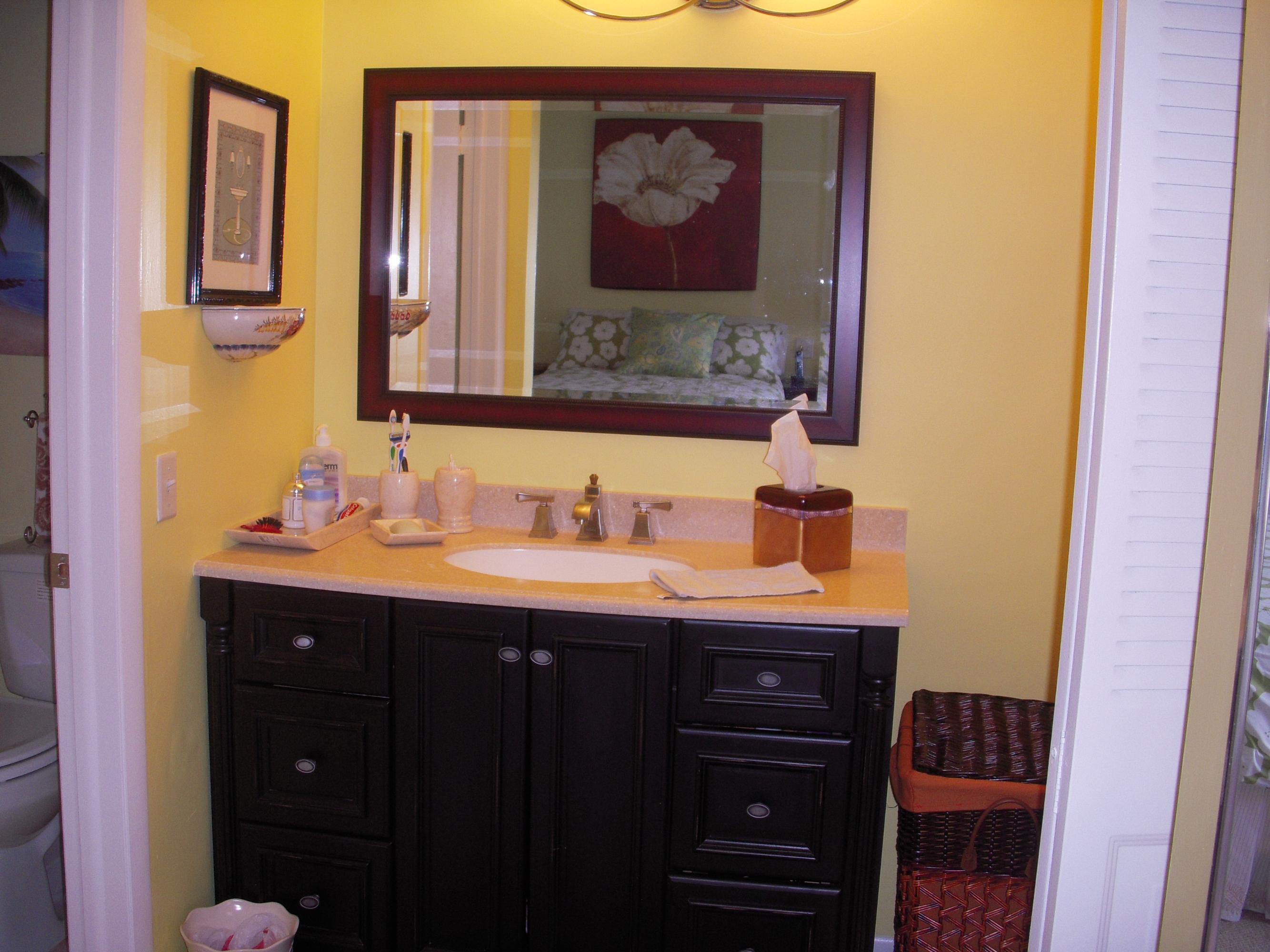 8460 Casa Del Lago, Unit 25F Boca Raton, FL 33433 - Photo 23 of 24 Master dressing area