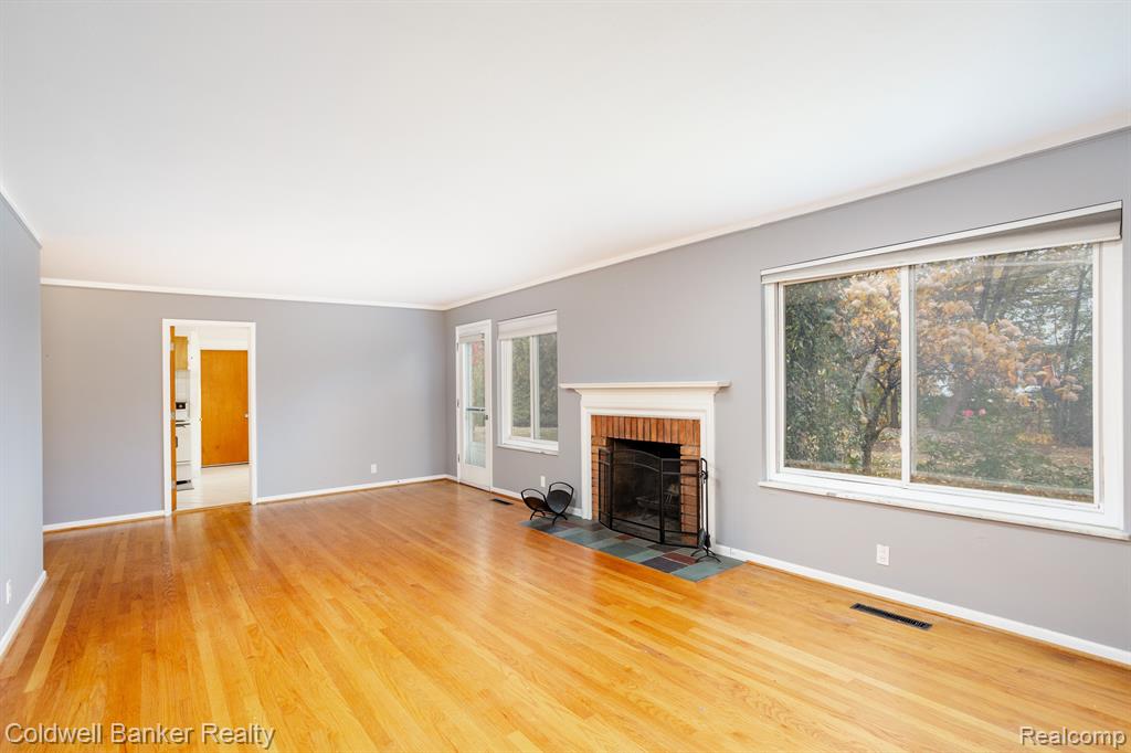 427 Lexington Road Grosse Pointe Farms, MI 48236 - Photo 7 of 22