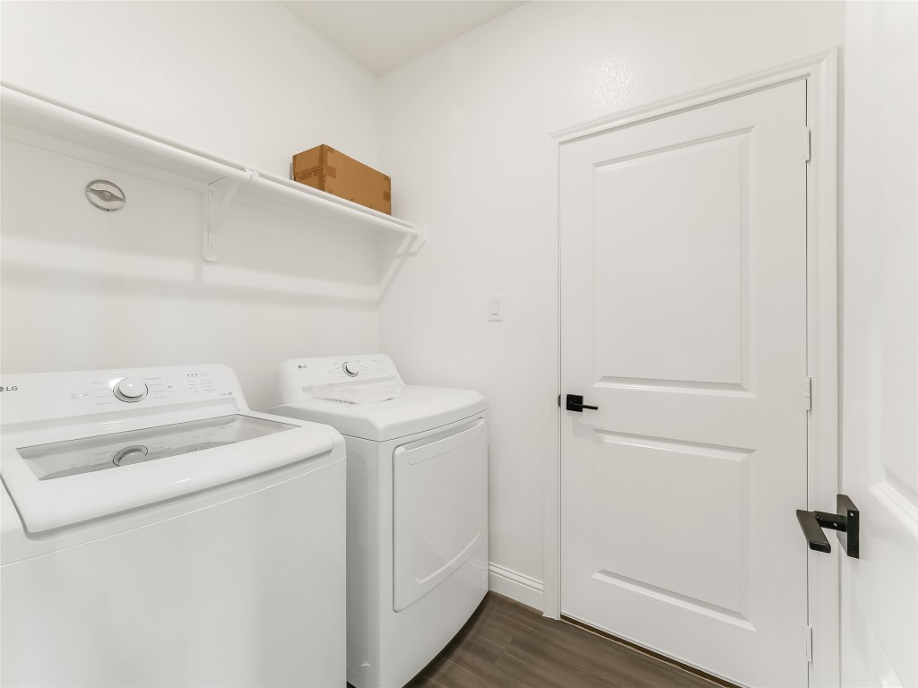 809 South Colbert Street Dayton, TX 77535 - Photo 11 of 31
