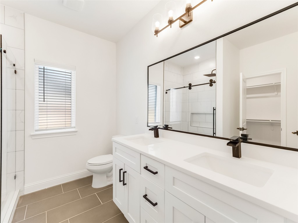 809 South Colbert Street Dayton, TX 77535 - Photo 14 of 31