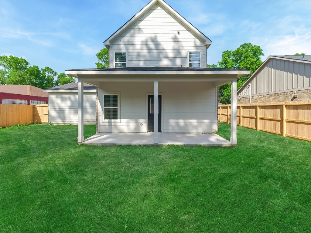 809 South Colbert Street Dayton, TX 77535 - Photo 25 of 31