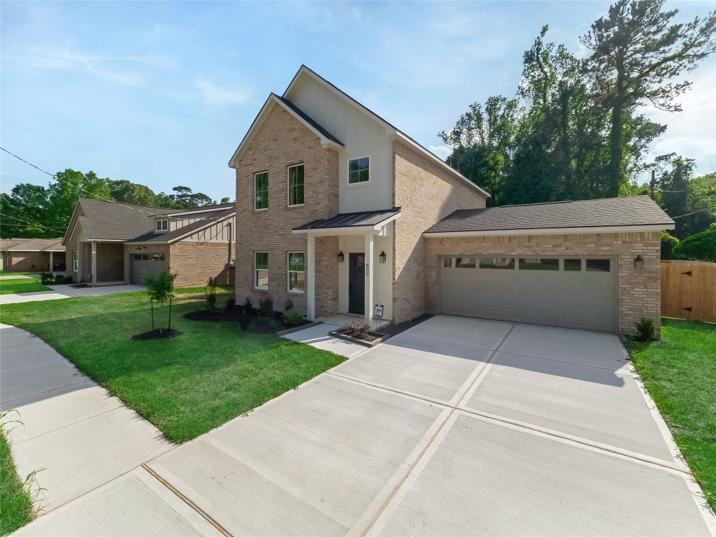 809 South Colbert Street Dayton, TX 77535 - Photo 3 of 31