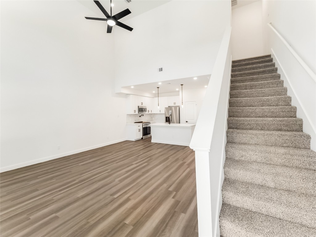809 South Colbert Street Dayton, TX 77535 - Photo 10 of 31