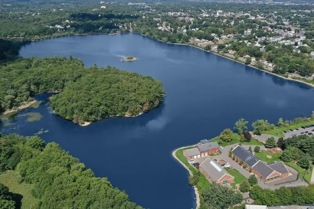 $389,900 | 29 Arlington Road, Unit 4, Woburn, MA 01801