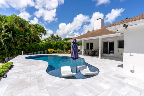 $2,095,000 | 9524 Southeast Cove Point Street, Jupiter, FL 33469