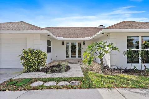 $2,095,000 | 9524 Southeast Cove Point Street, Jupiter, FL 33469