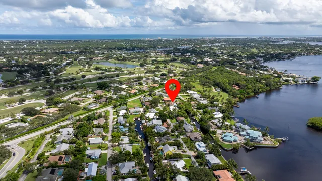 $2,095,000 | 9524 Southeast Cove Point Street, Jupiter, FL 33469