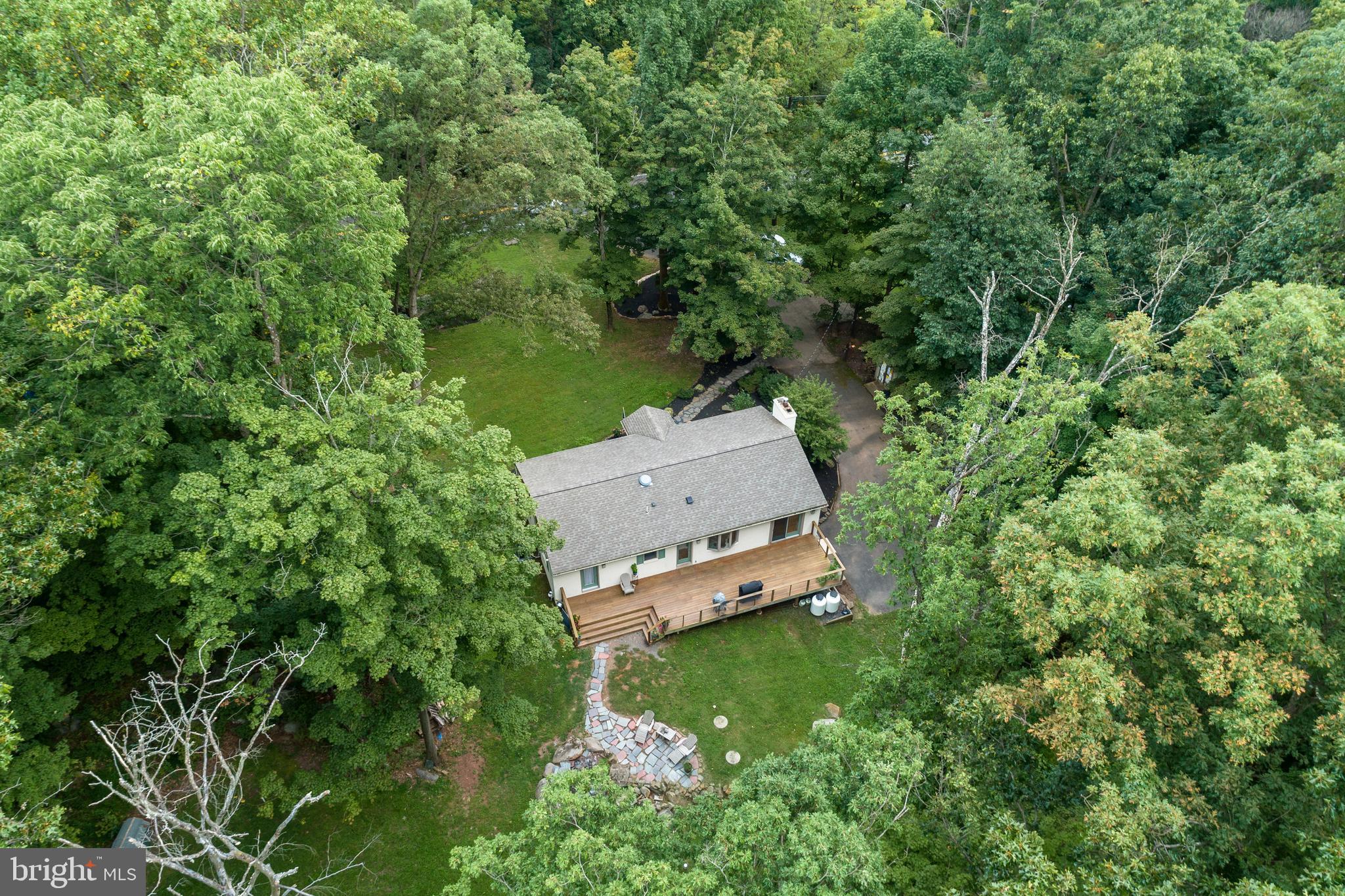 727 Layfield Road Perkiomenville, PA 18074 - Photo 4 of 33 Gallery Image 4