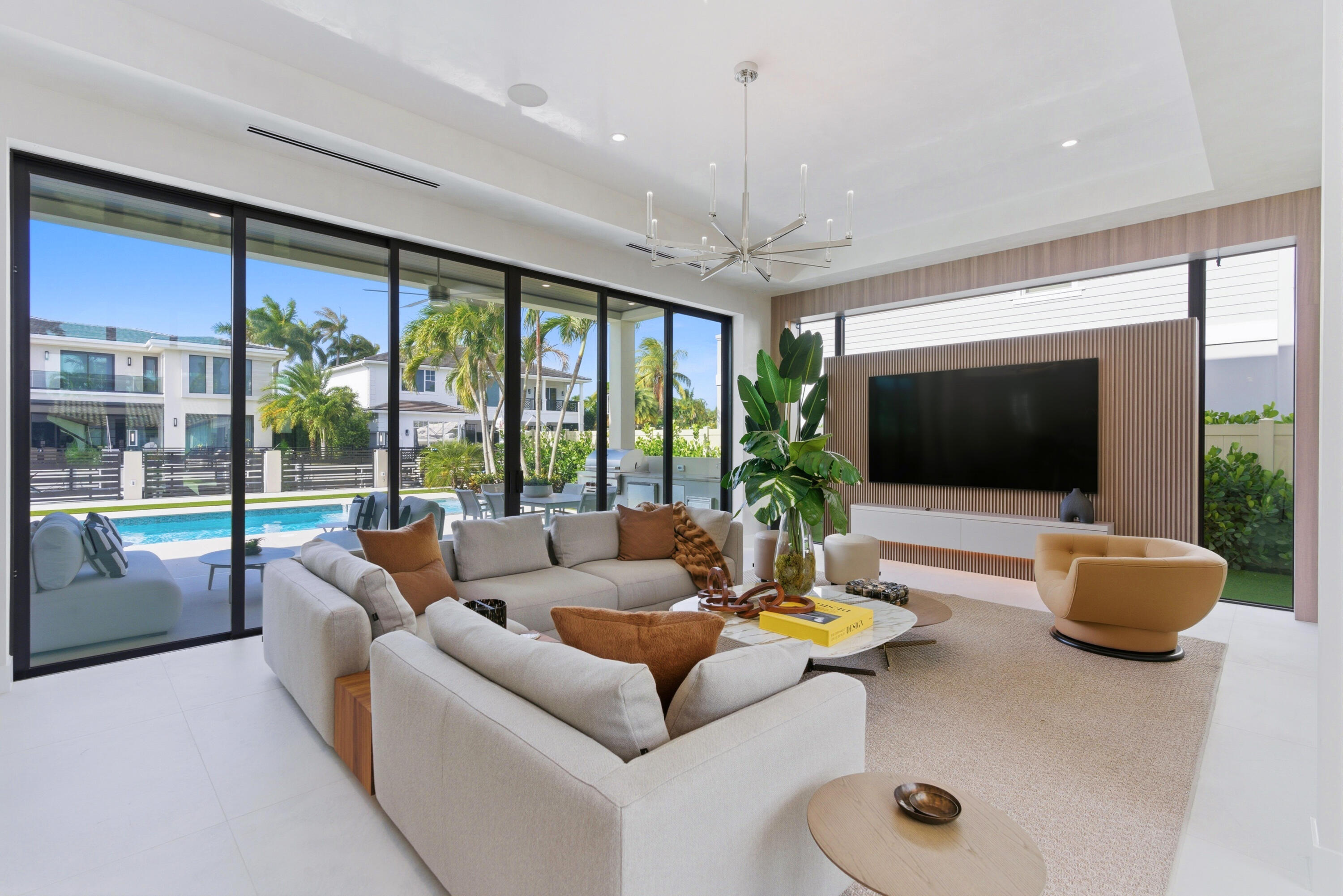 511 Silver Lane Boca Raton, FL 33432 - Photo 3 of 45 511 Silver Ln Boca Raton 12