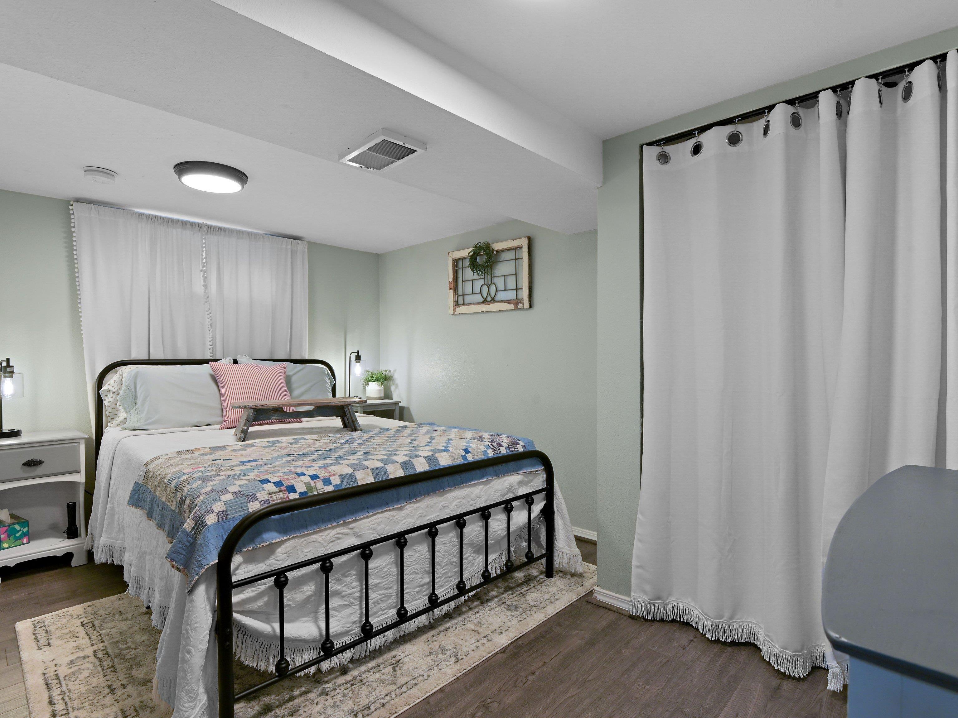 4227 North Walnut Street Spokane, WA 99205 - Photo 29 of 42