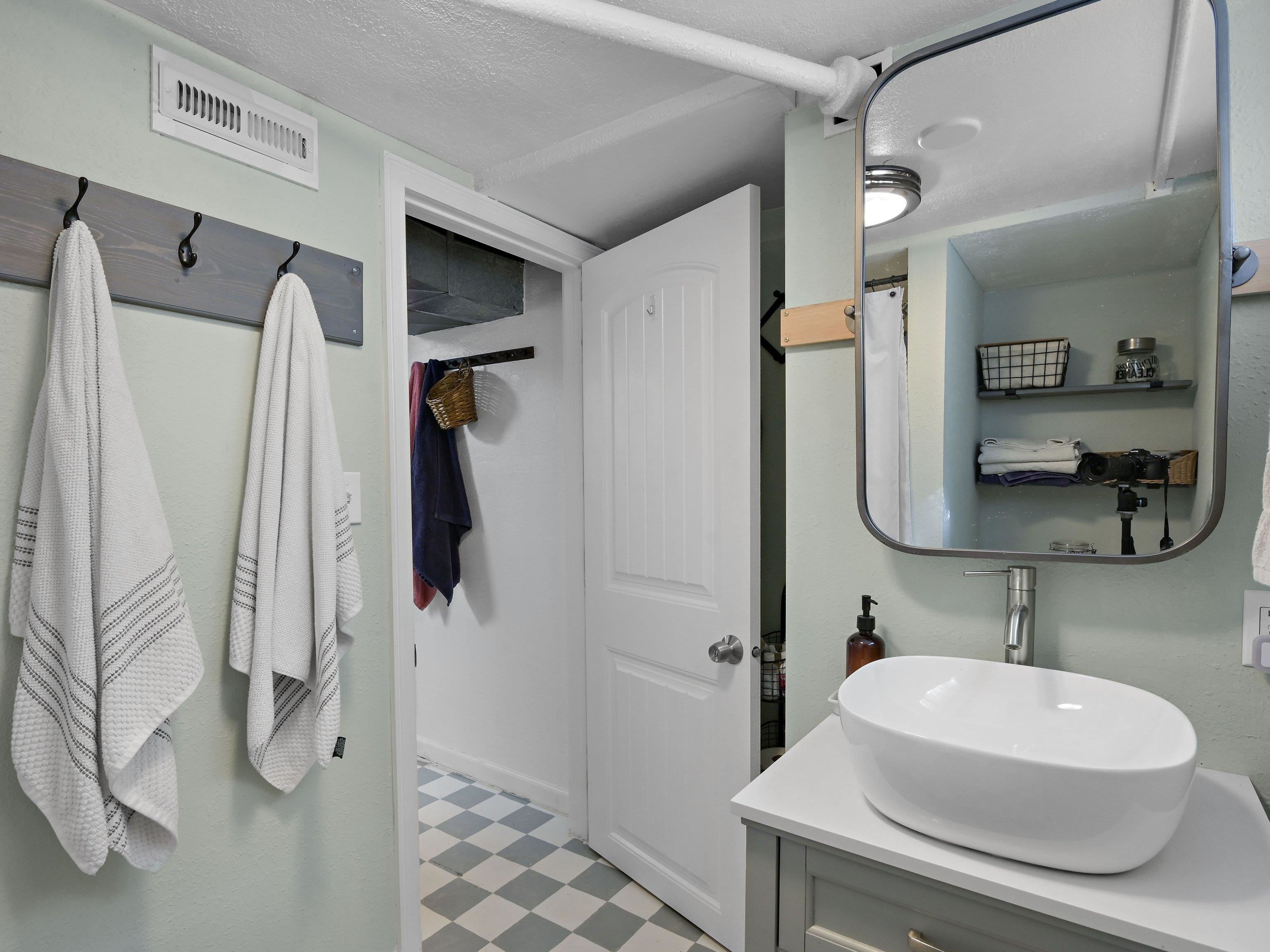 4227 North Walnut Street Spokane, WA 99205 - Photo 34 of 42