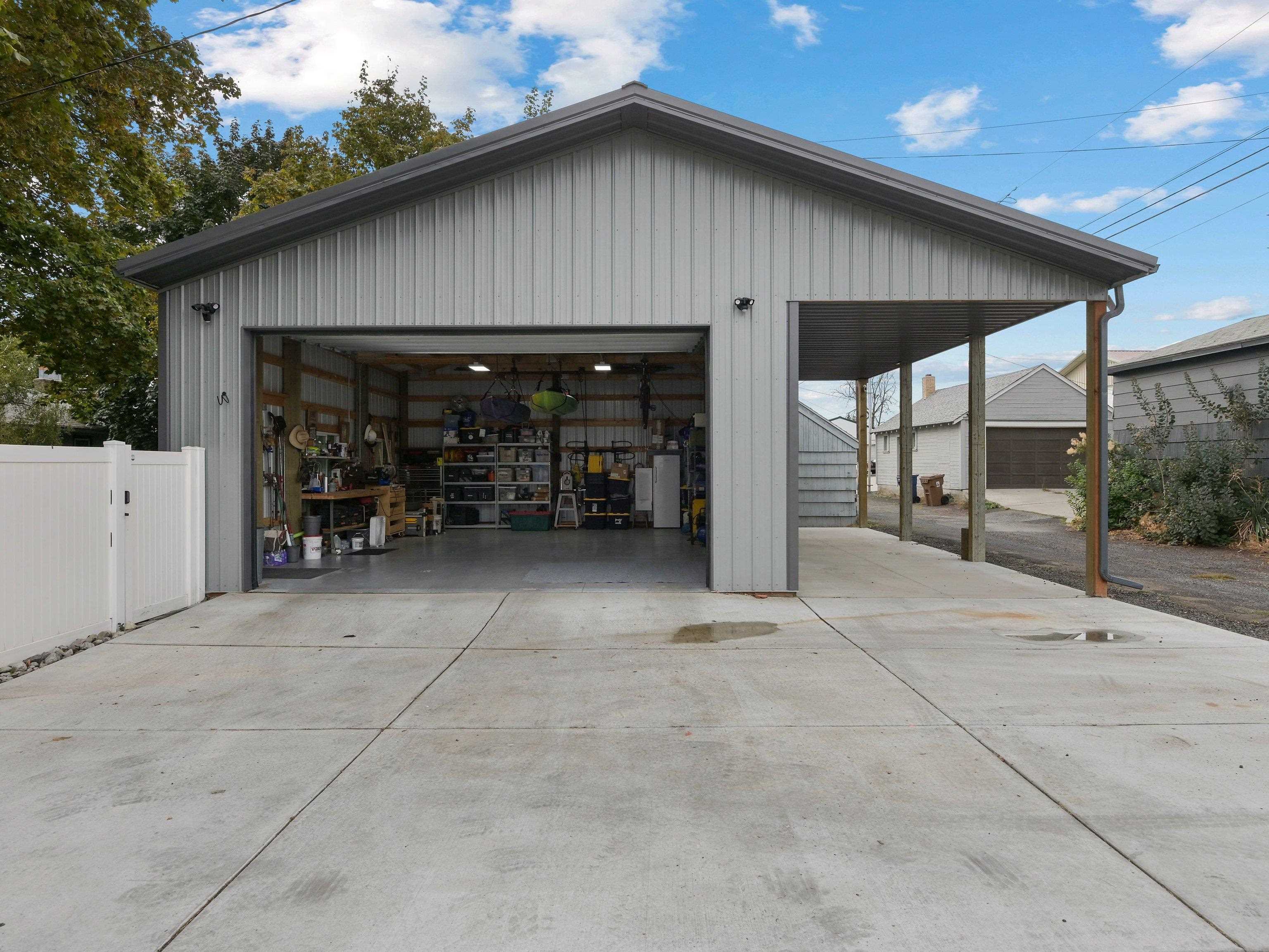 4227 North Walnut Street Spokane, WA 99205 - Photo 5 of 42