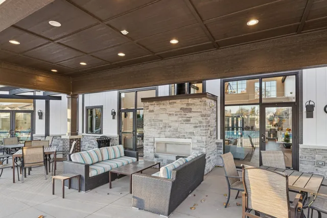 $359,900 | 952 Darwin Street, North Aurora, IL 60542