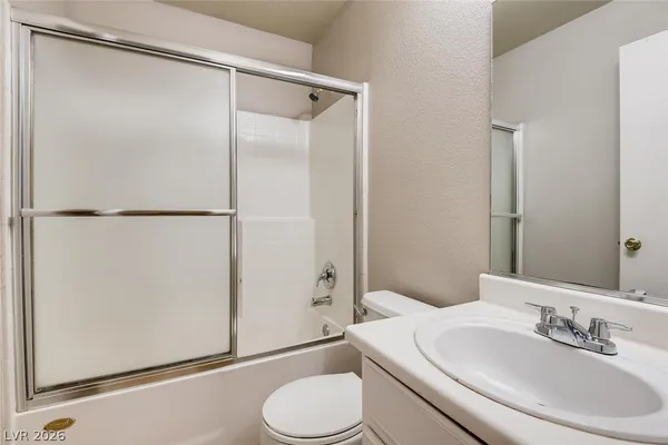 $1,940 | 5424 Pepperpike Avenue, Las Vegas, NV 89130