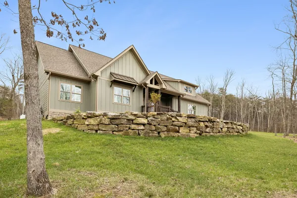 $929,000 | 715 Walden View Road, Signal Mountain, TN 37377