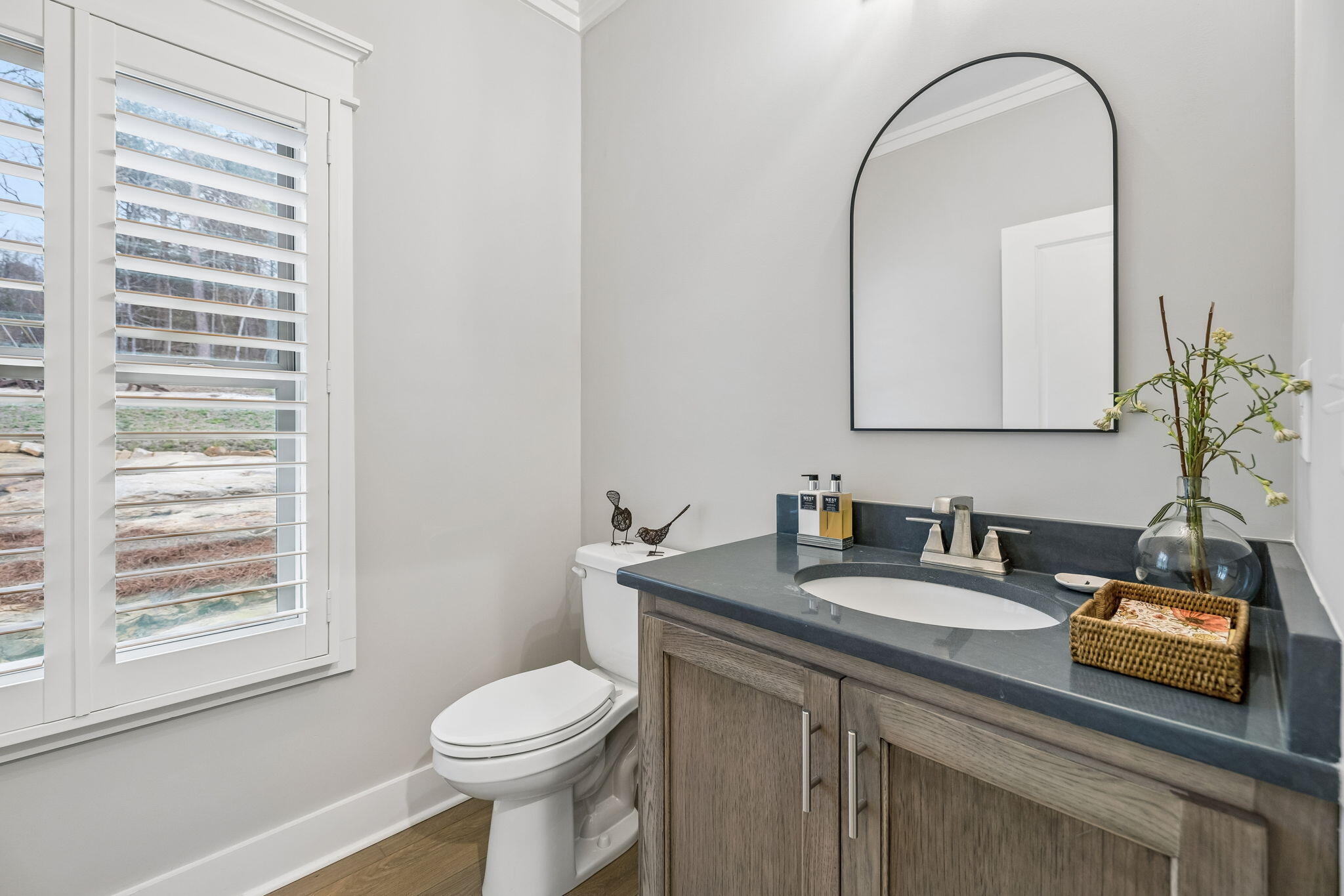 715 Walden View Road Signal Mountain, TN 37377 - Photo 36 of 88 40-715 Walden Vw Rd Signal Mountain - 04