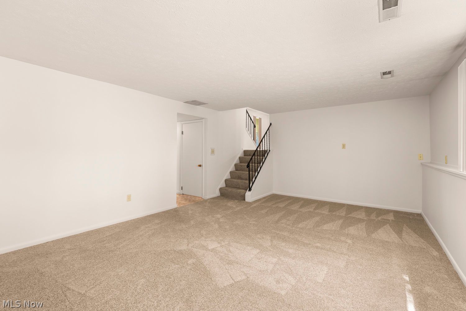 19622 Hunt Road Strongsville, OH 44136 - Photo 18 of 42
